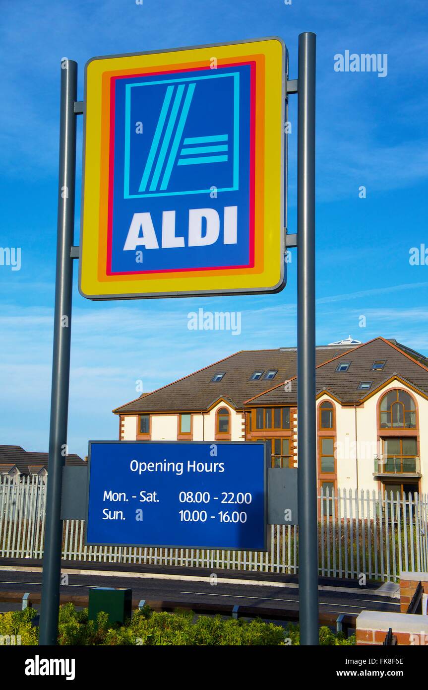 Aldi logo sign Stock Photo