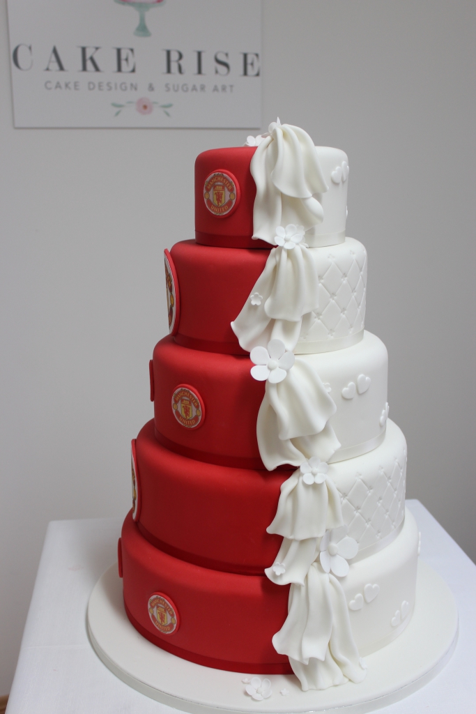 Man United themed Wedding Cake.