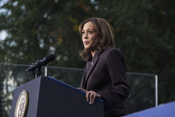 harris campaign aides internal polling