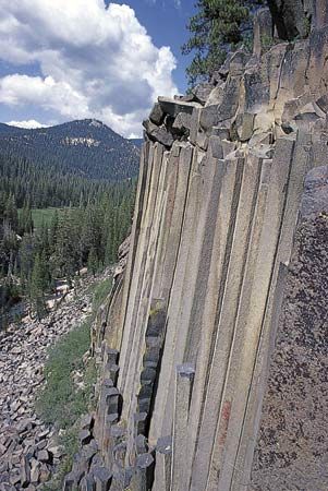 basalt: Devil’s Postpile