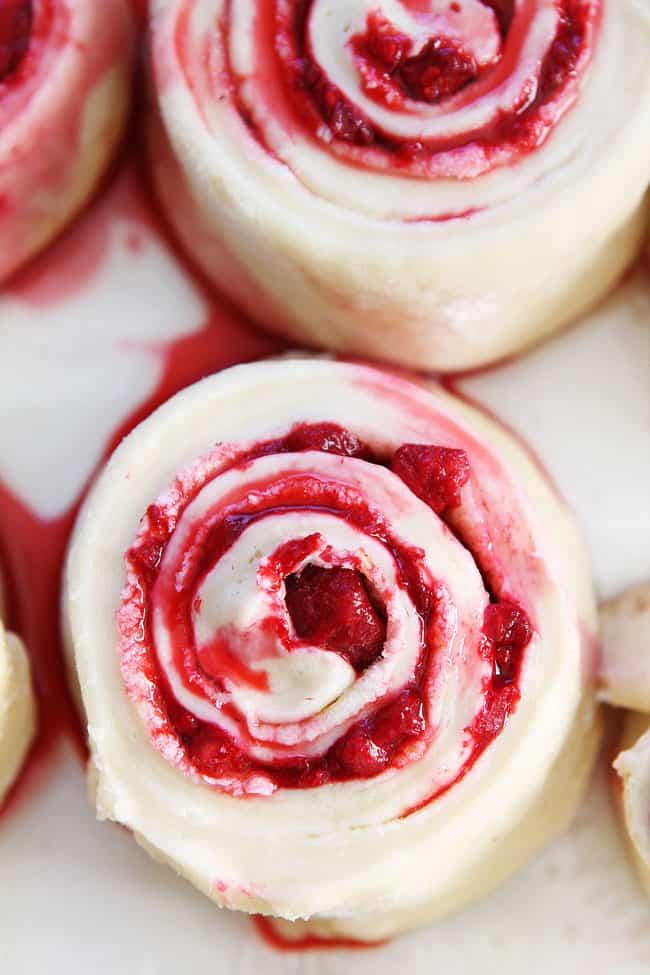 Raspberry sweet rolls