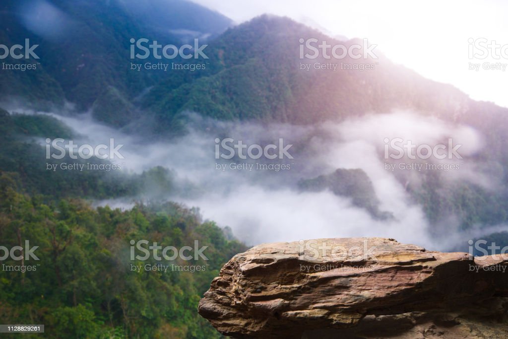 Detail Foto Pemandangan Gunung Nomer 52