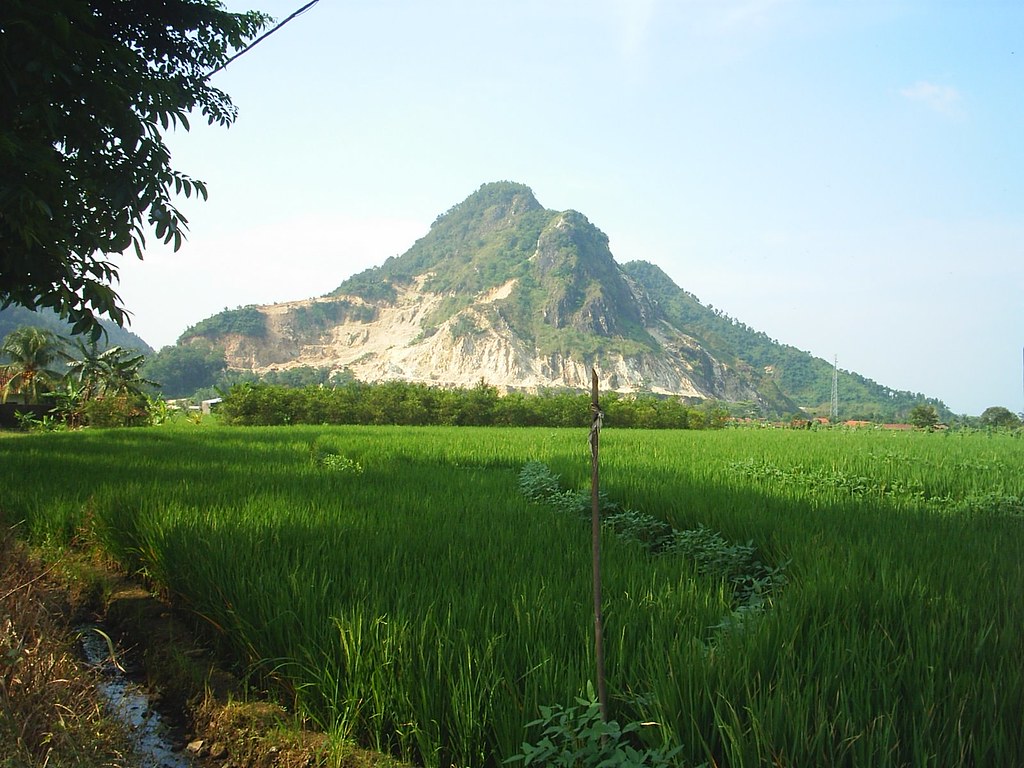 Detail Foto Pemandangan Gunung Nomer 55