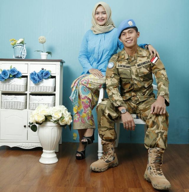 Detail Foto Romantis Tni Nomer 21