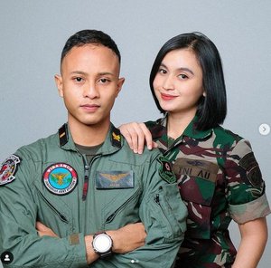 Detail Foto Romantis Tni Nomer 27