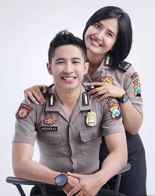 Detail Foto Romantis Tni Nomer 33