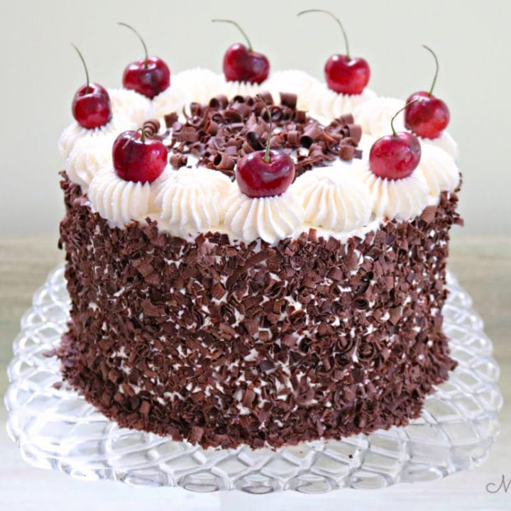 Detail Gambar Roti Black Forest Nomer 34