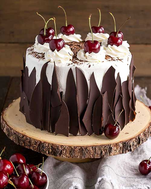 Detail Gambar Roti Black Forest Nomer 35