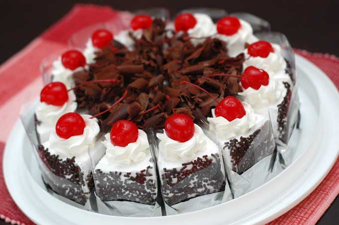 Detail Gambar Roti Black Forest Nomer 36