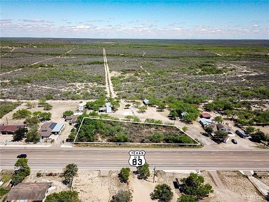 0.939 Acres of Mixed-Use Land for Sale in Roma, Texas