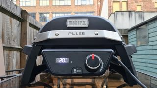 Weber Pulse 1000 review