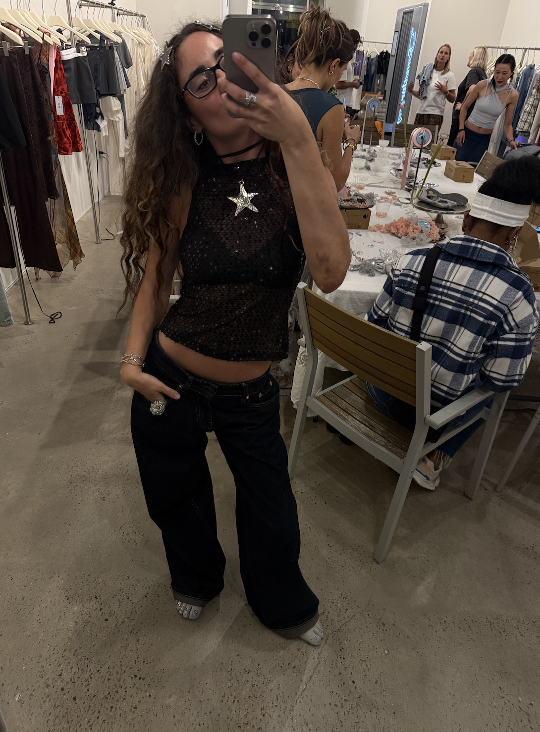 Yana Bononi wears a pair of Vibram shoes at a FiveFingers customization event