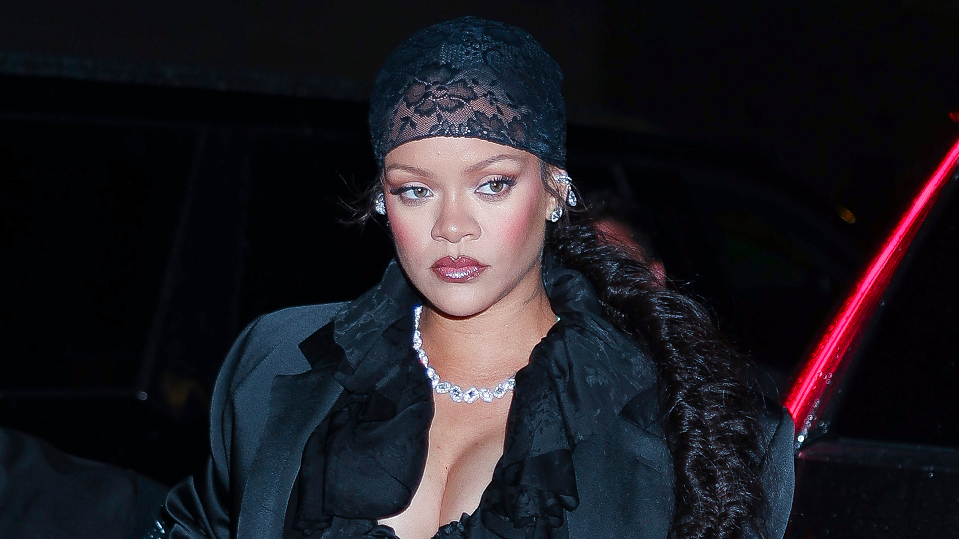 Rihanna wore the new yellow &#039;Dracula&#039; Dior Book Tote from Jonathan Anderson&#039;s first runway collection