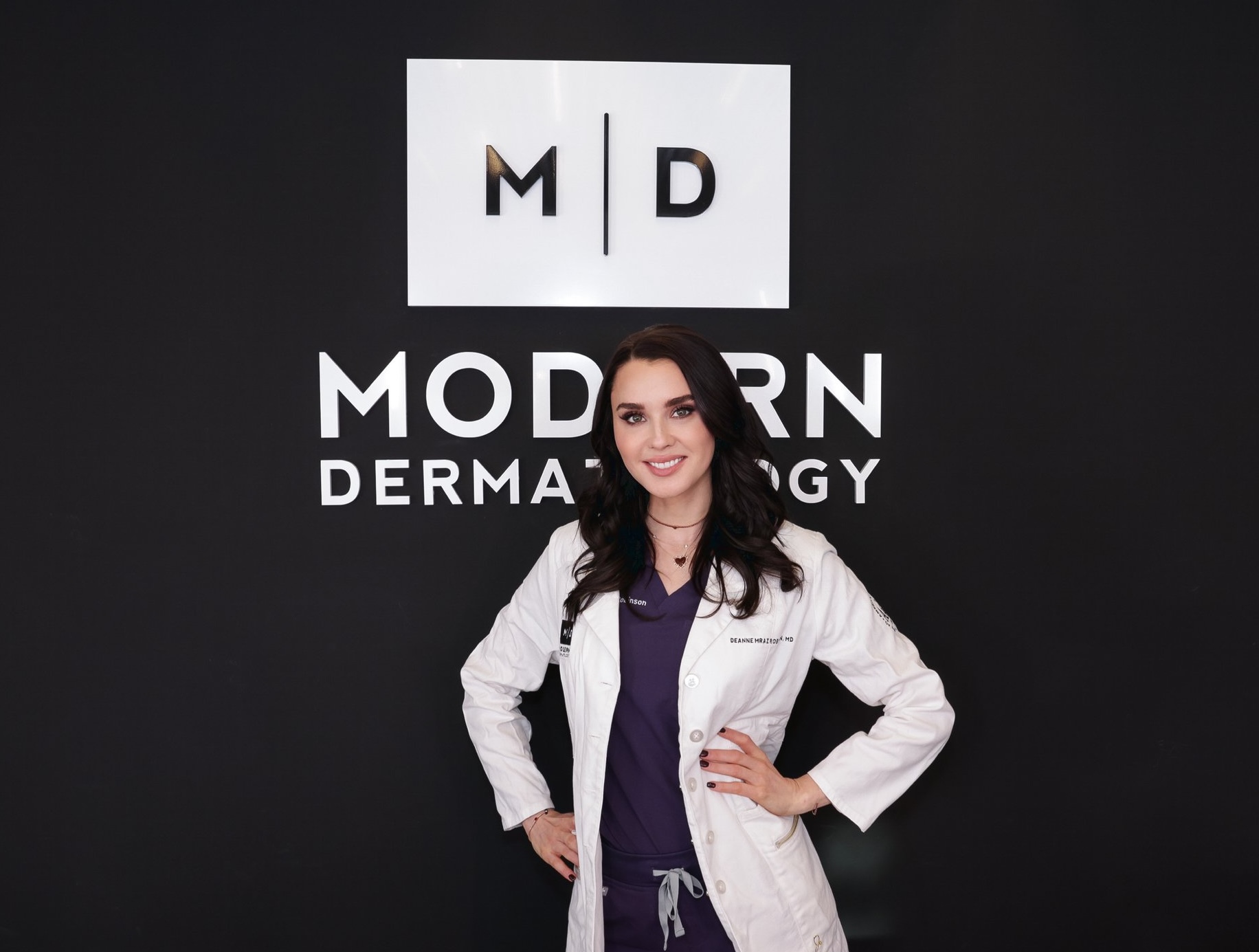 Dr. Deanne Mraz portrait/headshot