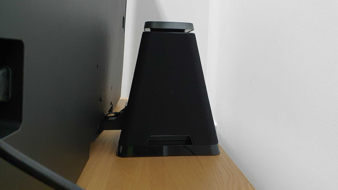 Hisense 65SX