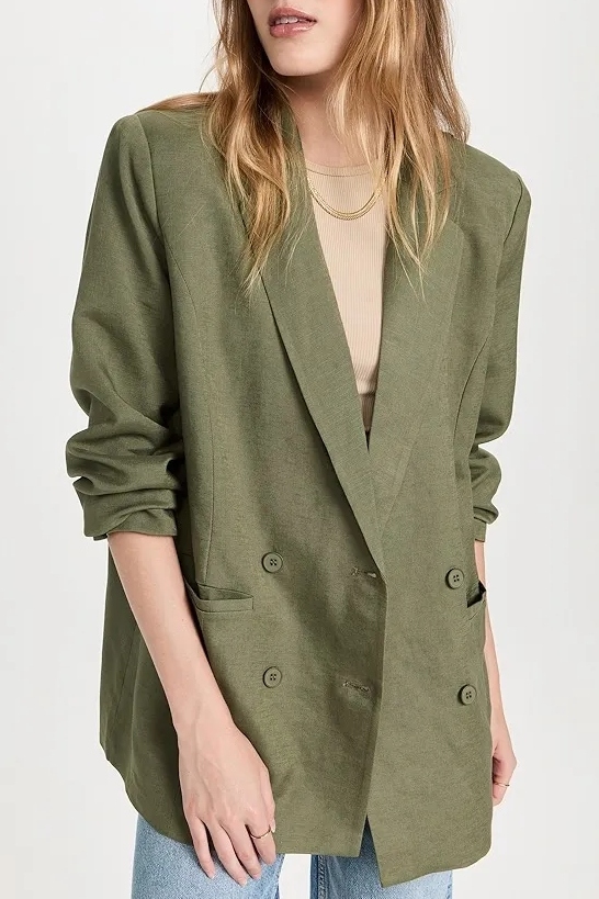 Lioness, La Quinta Blazer