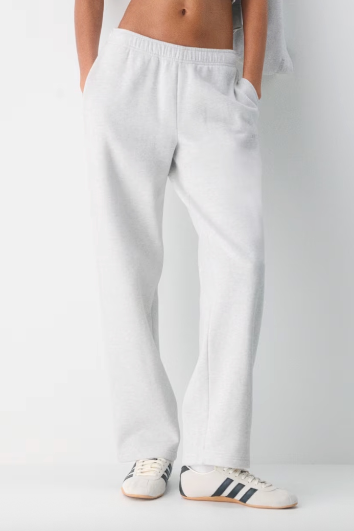 Aritzia, HomeStretch&amp;trade; Pant Mid-Rise Wide-Leg Stretchy Ribbed Pants