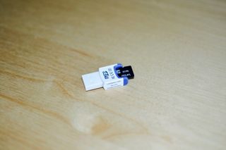 microSD card reader