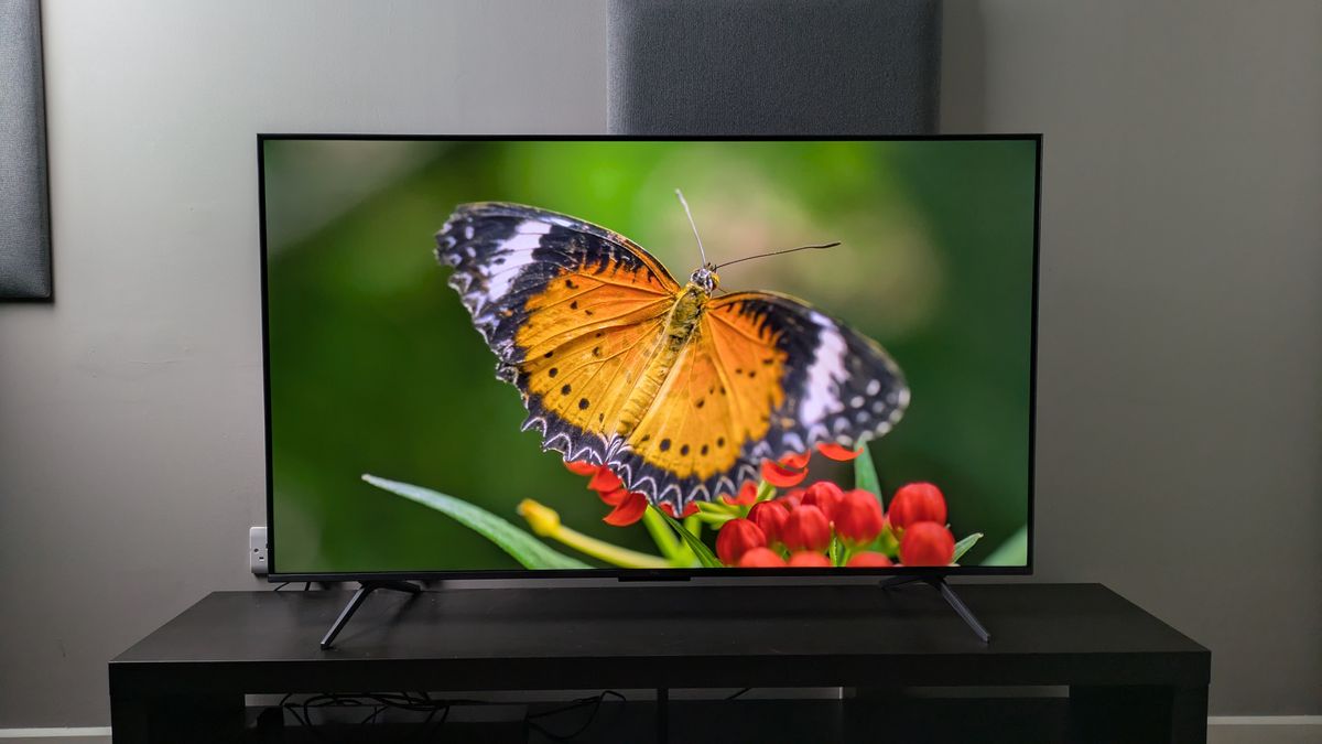 TCL C6K with orange butterfly on screen