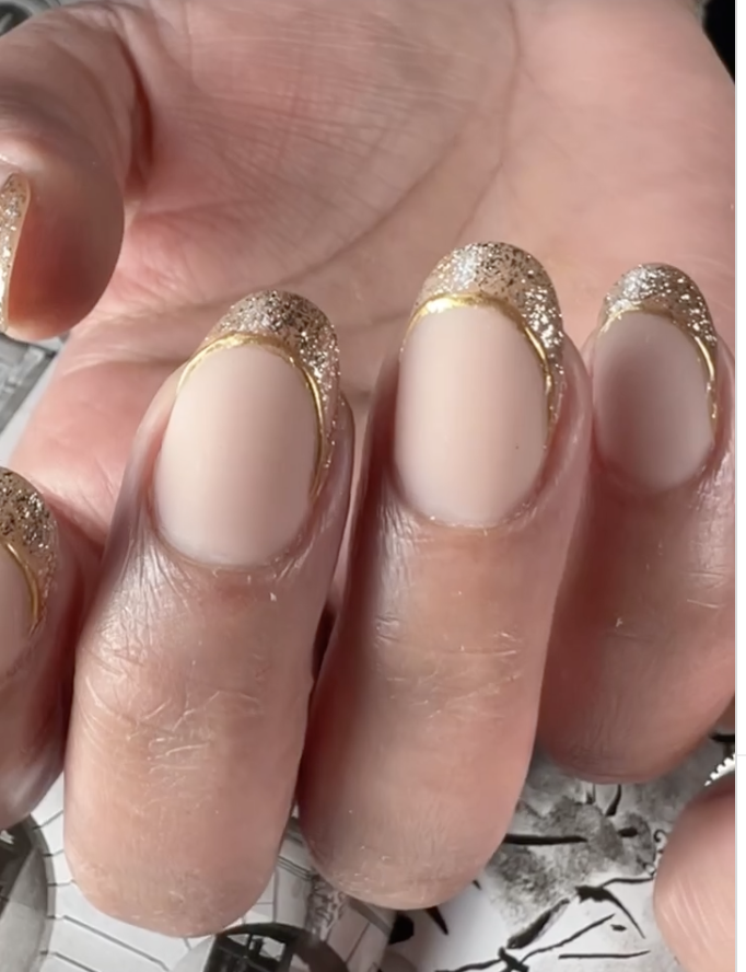 Textured French manicure