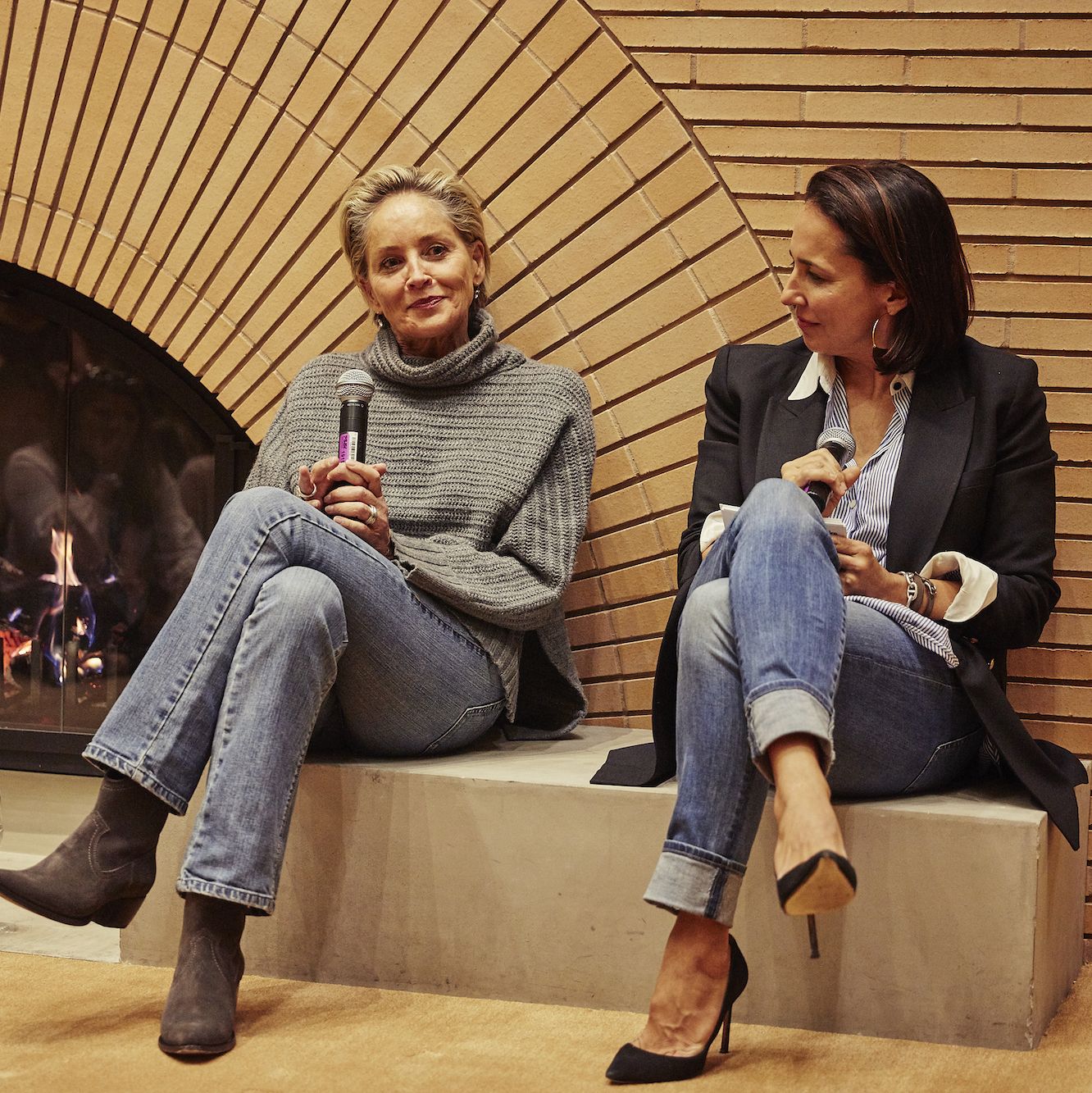 Sitting, Conversation, Fun, Photography, Jeans, 