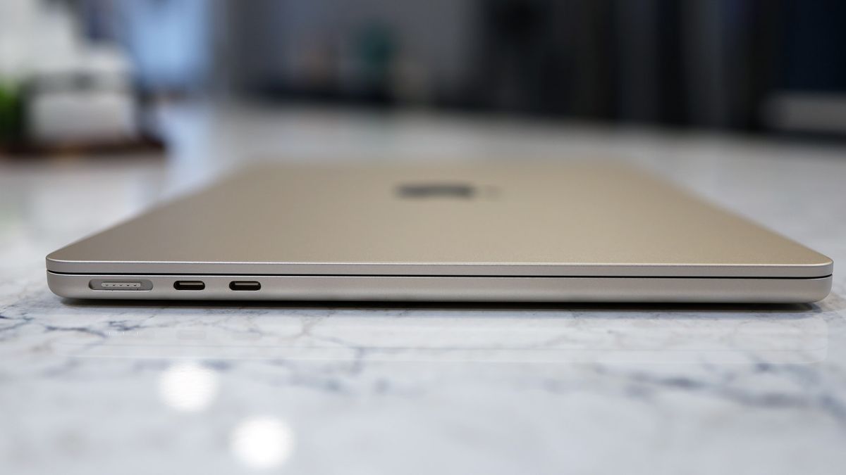Apple MacBook Air M5