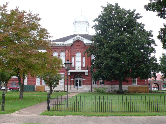 SumterCountyAlabamaCourthouseLivingstonAlabama image