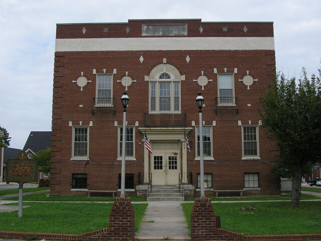 Cumberland County Kentucky courthouse image