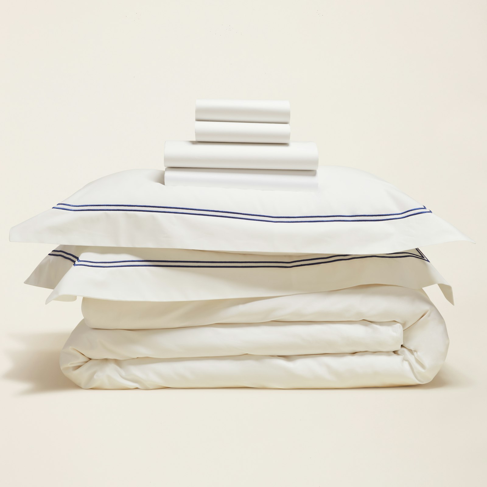 Crisp Percale Stripe_Bedding Bundle_White_Blue_0008.jpg