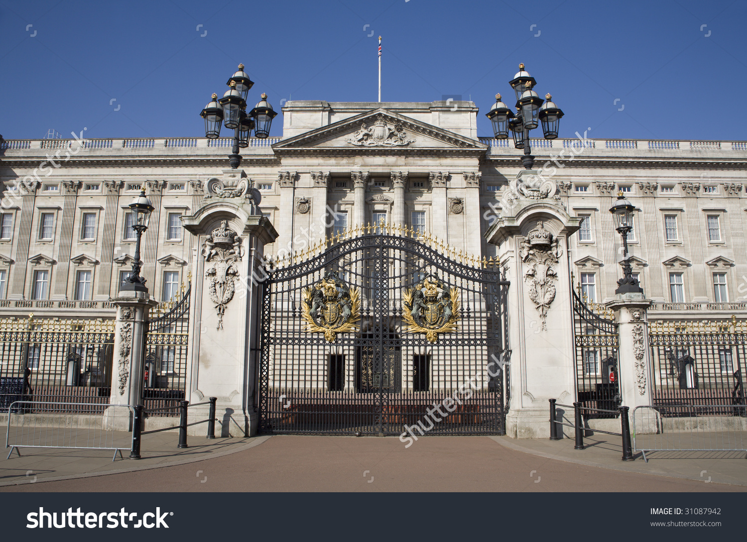 London Buckingham Palace Gate Stock Photo 31087942.