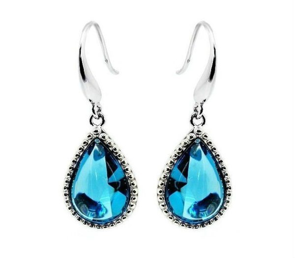 Free Earring Clipart Image.