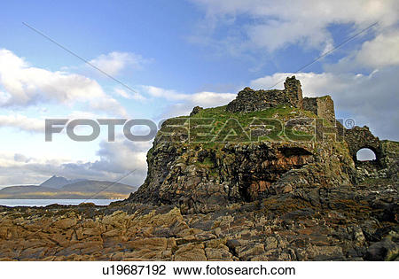 Stock Photo of Scotland, Highland, Isle of Skye, A view toward.