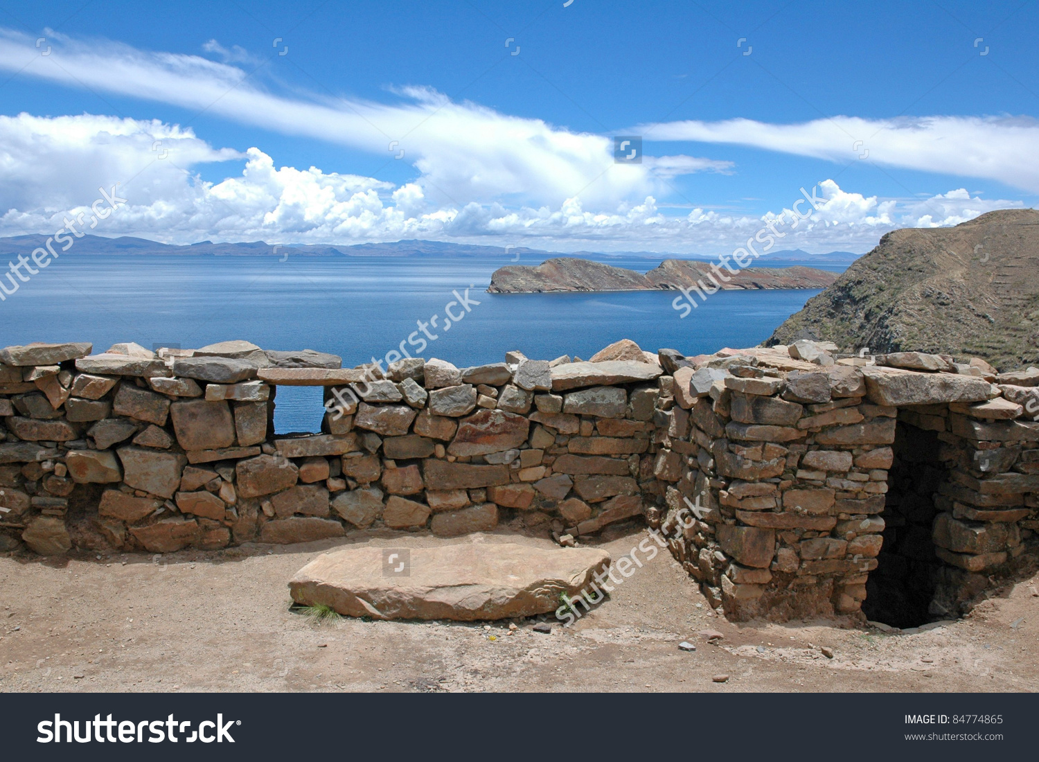 Chincana Ruins, Isla Del Sol, Lake Titicaca, Bolivia Stock Photo.