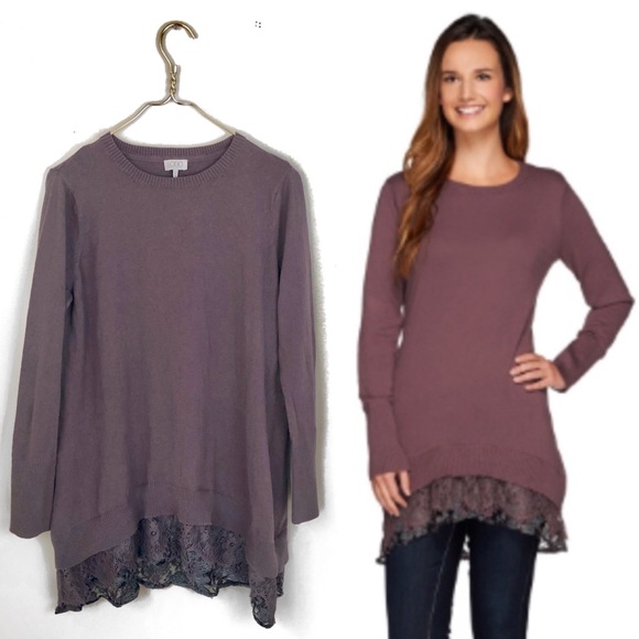 Logo Lori Goldstein sweater top with lace detail..