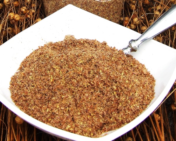 Vive Linseed Meal (500g, 1kg, 3kg, 5kg).