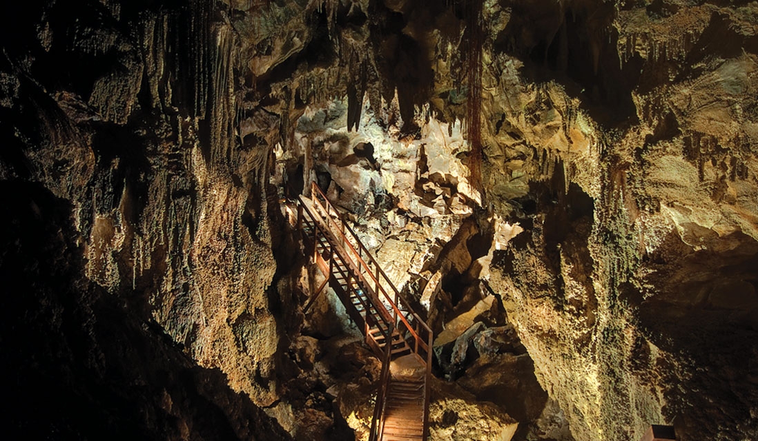 Ngarua Caves.