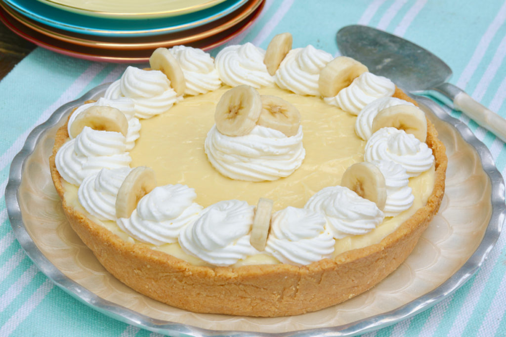 15 Minute Banana Cream Pie (No Bake) Recipe.