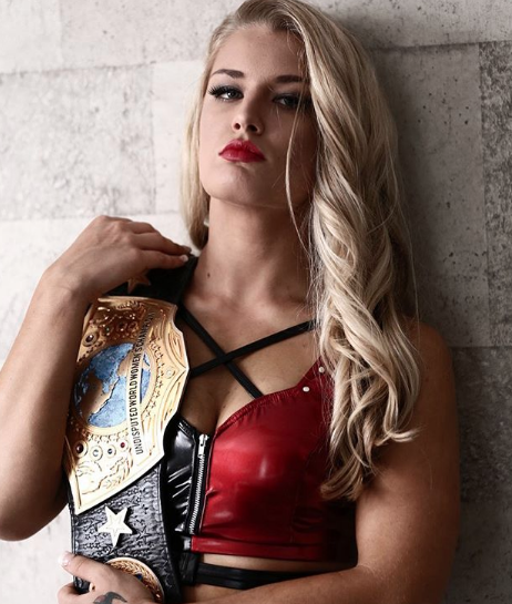 Photos : The Toni Storm Story.