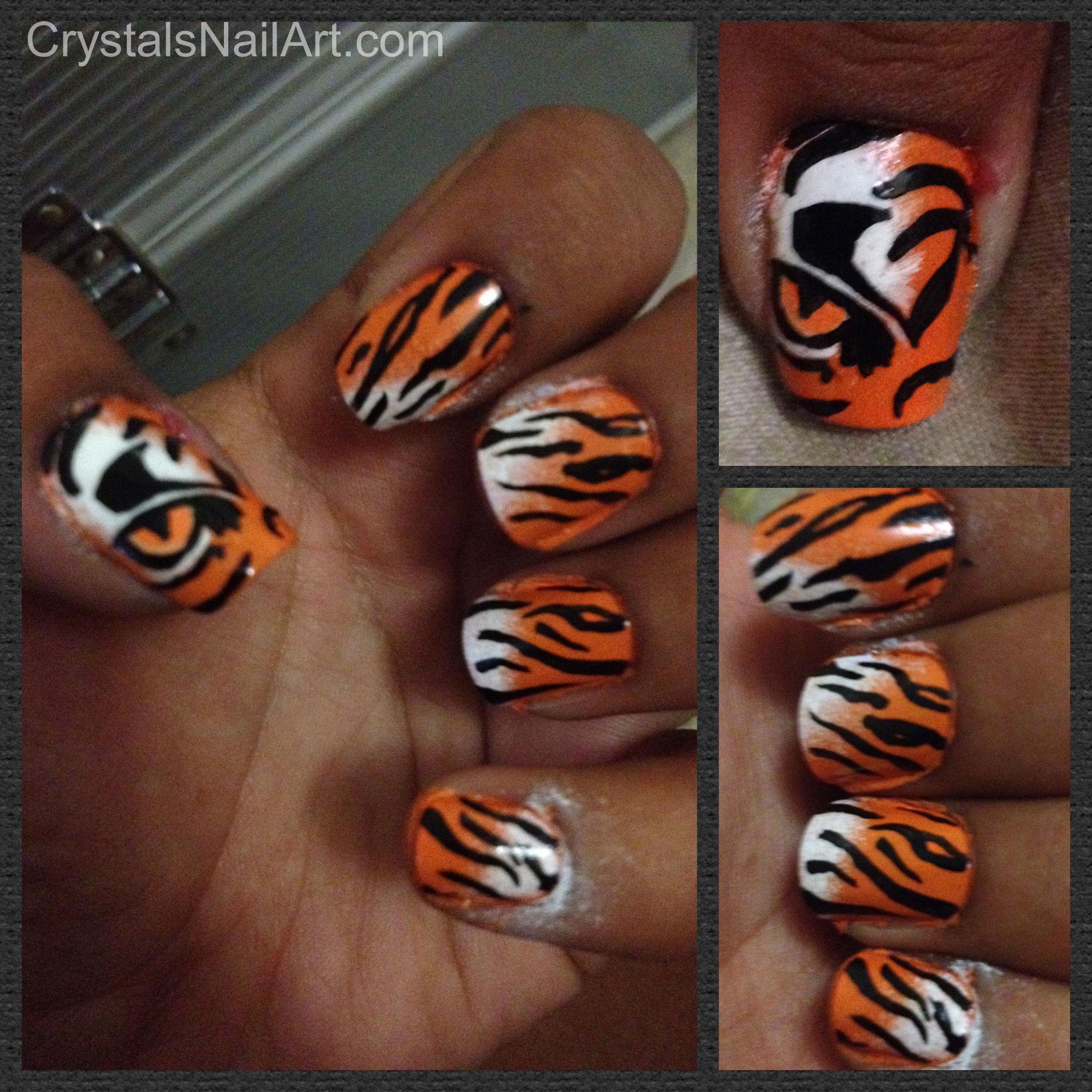 Tiger Stripe Nail Art. Perfect for tournament time!!!!.