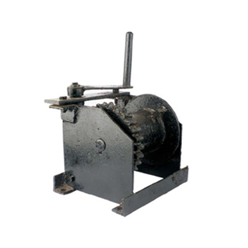 Hand Operated Winch - Color: Dark Gray