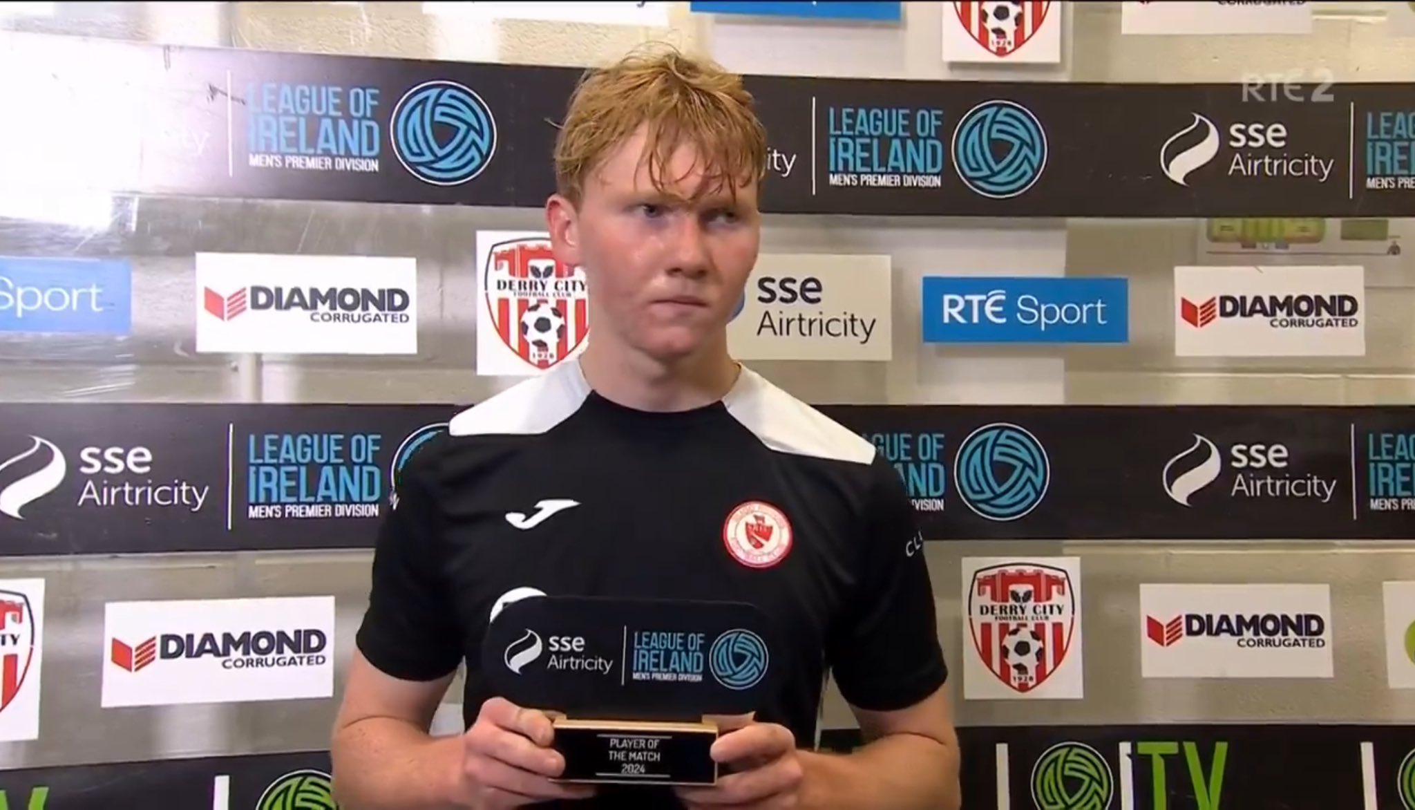 Arsenal loanee Jack Henry-Francis with the Player of the Match award after a game with Sligo Rovers (Photo via League of Ireland on Twitter)