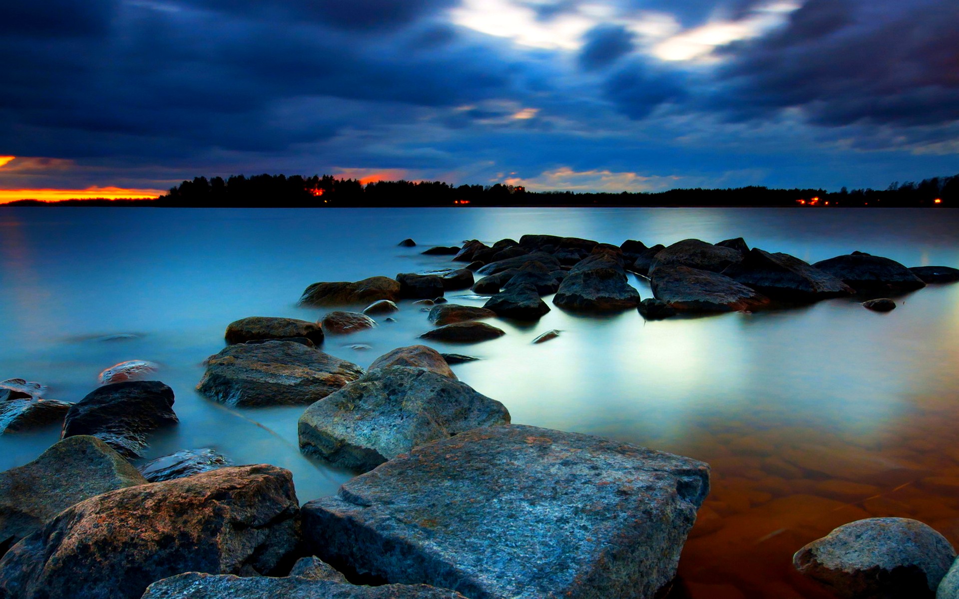 Rocky Shore Wallpaper