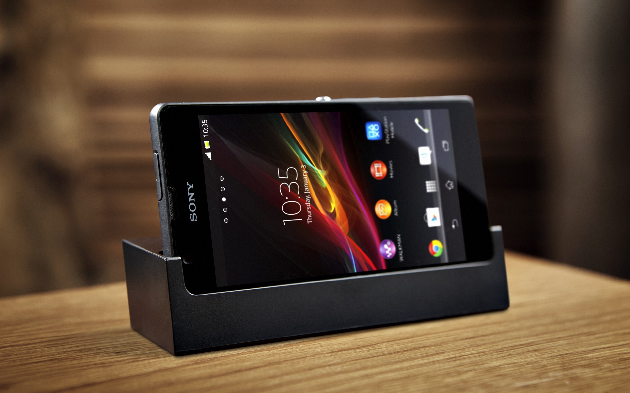 Sony Xperia ZR Station Hi-Tech