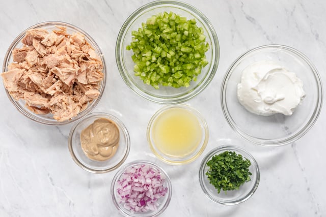 Ingredients to make the recipe gathered in bowls