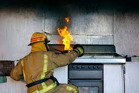 how to put out a kitchen fire