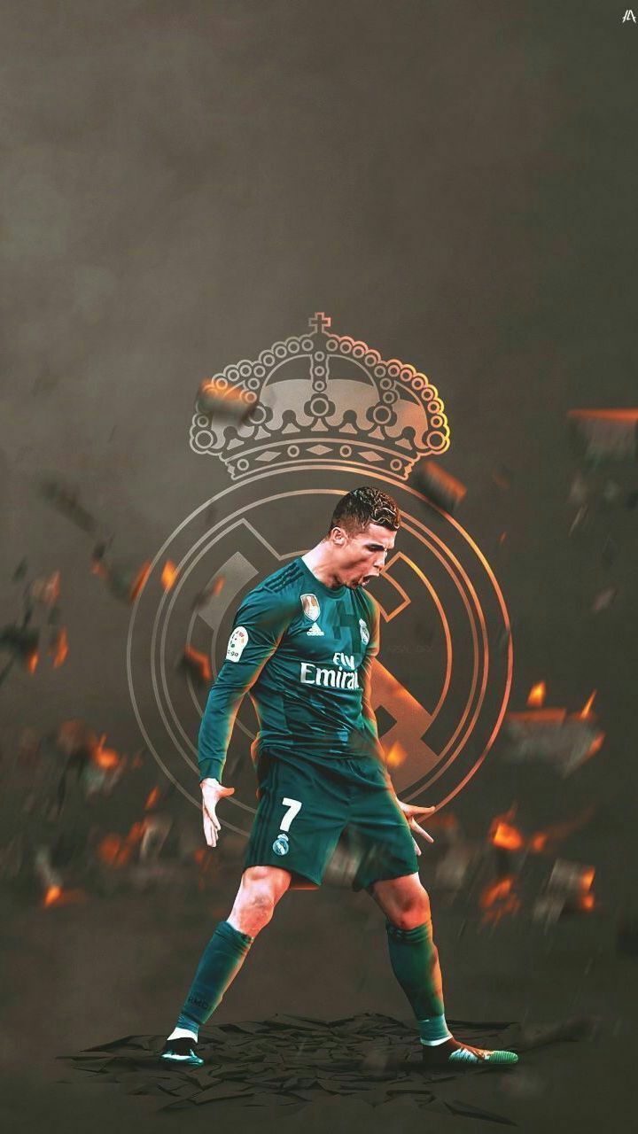 43 Cristiano Ronaldo With UCL Trophy Wallpapers  WallpaperSafari