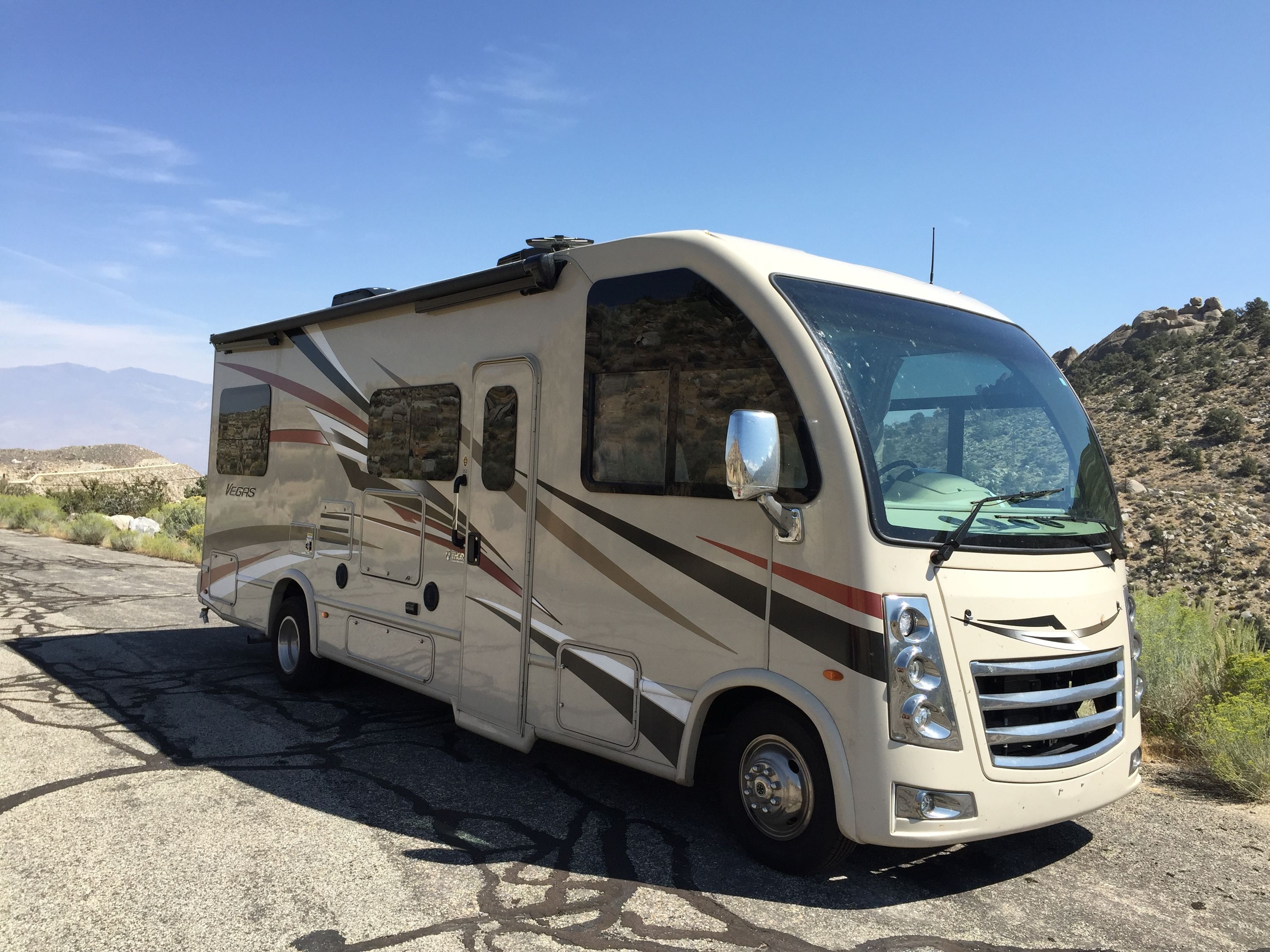 2018 Thor Vegas  motor home review