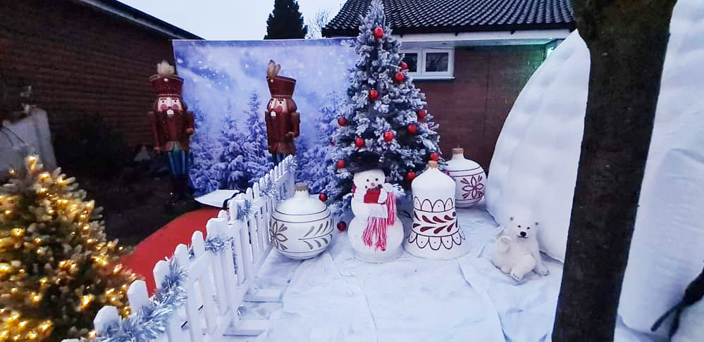 Example of Christmas display