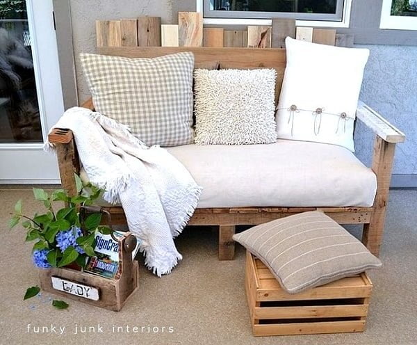 How to build a  pallet couch 