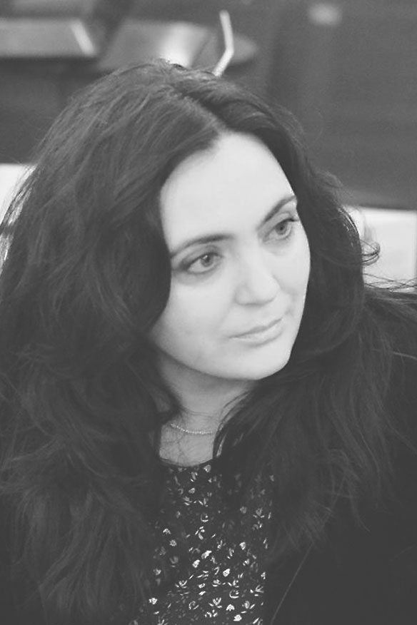 Răsuceanu (coord.), Andreea